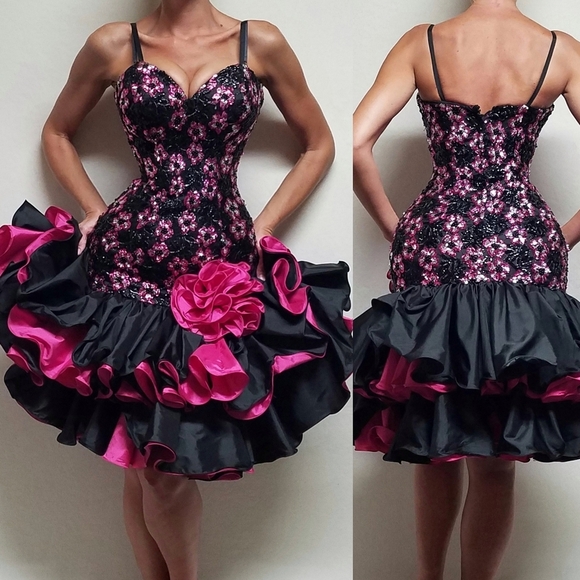 Vintage Dresses & Skirts - 80s Vintage Alyce Designs Black Pink Sequin Floral Ruffle Bustier Mini Dress 6